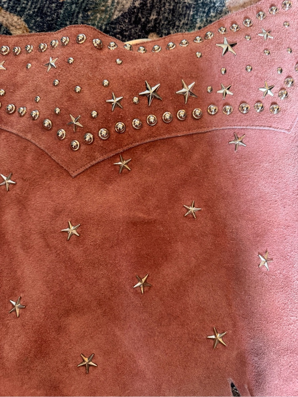 Understated Leather Fringed Suede Mini Skirt with Star Studs - Dusty pink - Picture 9 of 10